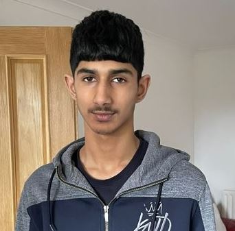 #MISSING: We need your help to find 15 year-old Kamran, from Packmoor. He was last seen at around 20:34 on Sunday 05/05/24. Please DM or call 101 quoting 0002-06/05/24 with any information.