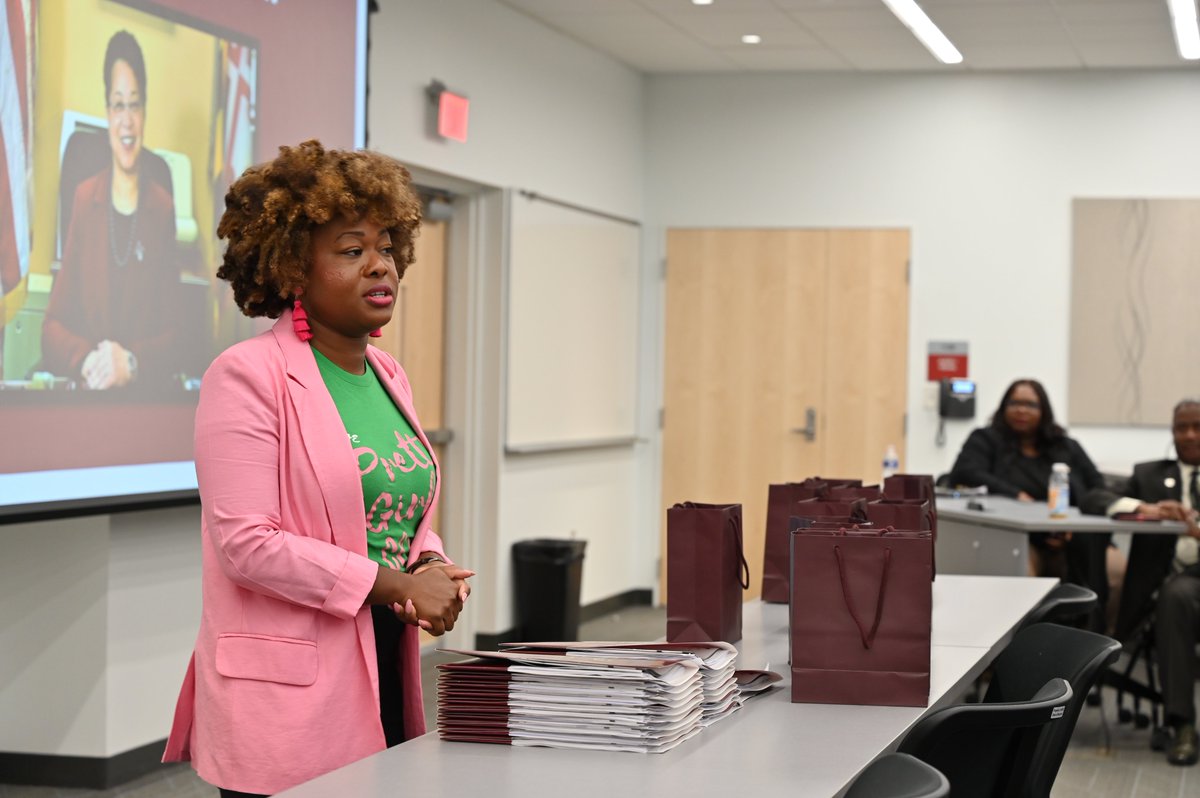 Jheanelle K. Wilkins, the Chair of the Legislative Black Caucus of Maryland, will be the speaker at the Spring 2024 Commencement on May 17. #UMES will confer degrees to 235 students at this year’s commencement ceremony! tinyurl.com/ysvehts 🎓 #HawkPride