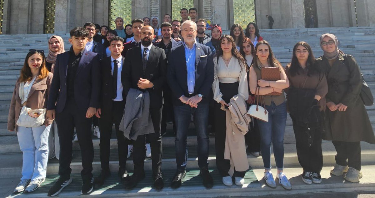 TBMM'de Ankara Yıldırım Beyazıt Üniversitesi öğrencileri ile...