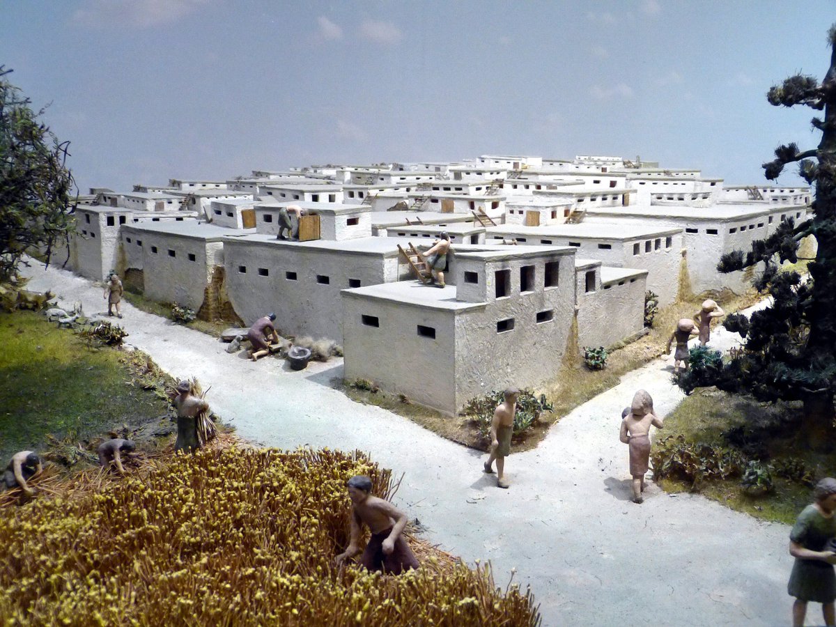 A model of the Neolithic proto-city Çatalhöyük (in modern-day Turkey) in 7300 BC. Around 5,000 people lived there in a dense jumble of homes (most homes could only be accessed by walking across the rooftops). Crazy to me that something this legit was happening 93 centuries ago.