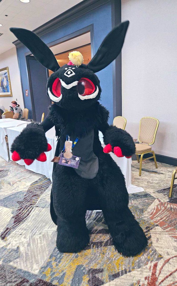 Wanna run around and be bug ｡ﾟ(ﾟ´ω`ﾟ)ﾟ｡