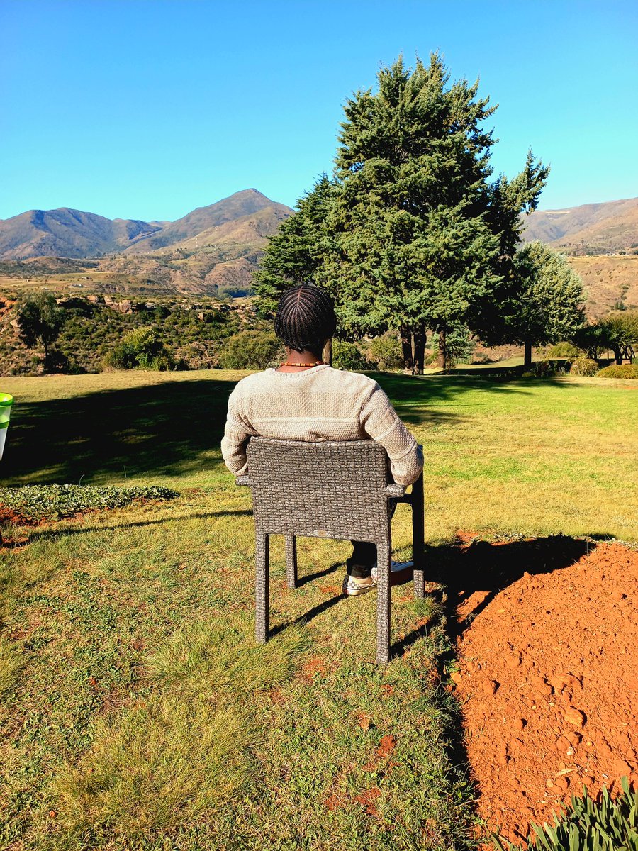 OriginalWineGum's tweet image. Hi! From the highest elevated country in the world 🇱🇸 #bicentenary #200years #Basotho