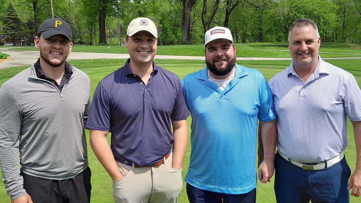 RESULTS: 2024 Twin Lakes Spring 2P Scramble Matt Gurska + Michael Klaric and Jimmy Wild + Steve Blackburn Jr tied for first place in a rain-shortened scramble on Sunday at Twin Lakes. READ MORE: northernohio.golf/results-2024-t…