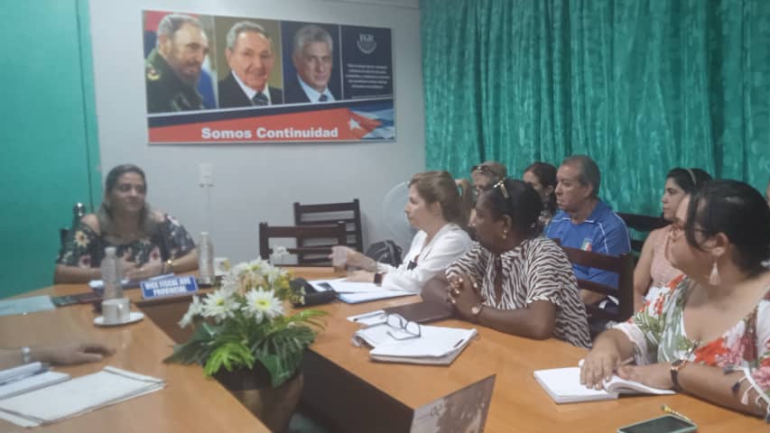 📋 Se realiza la reunión de puntualización de la #FiscalíaEspirituana. Contó con la participación de la Vice Fiscal Jefe del Municipio Trinidad en el entrenamiento como cuadro de Dirección. #UnidosXCuba #SanctiSpíritusEnMarcha