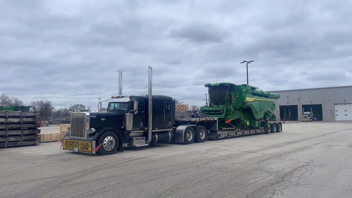 Delivering the big stuff!!
#Oversize #HeavyHaul #OurLifeIsTheHighway