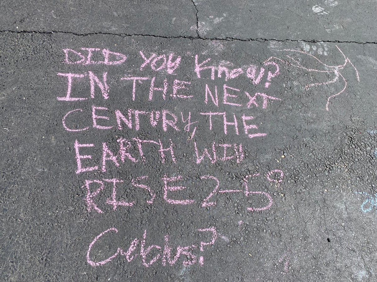WaldenOakville's tweet image. Some Grade 5 students raising some impromptu awareness on global issues at recess by sharing some statistics from their research for the PYP Exhibition with sidewalk chalk! #RecessTime #RaiseAwareness #PYPExhibition #makeabetterworld