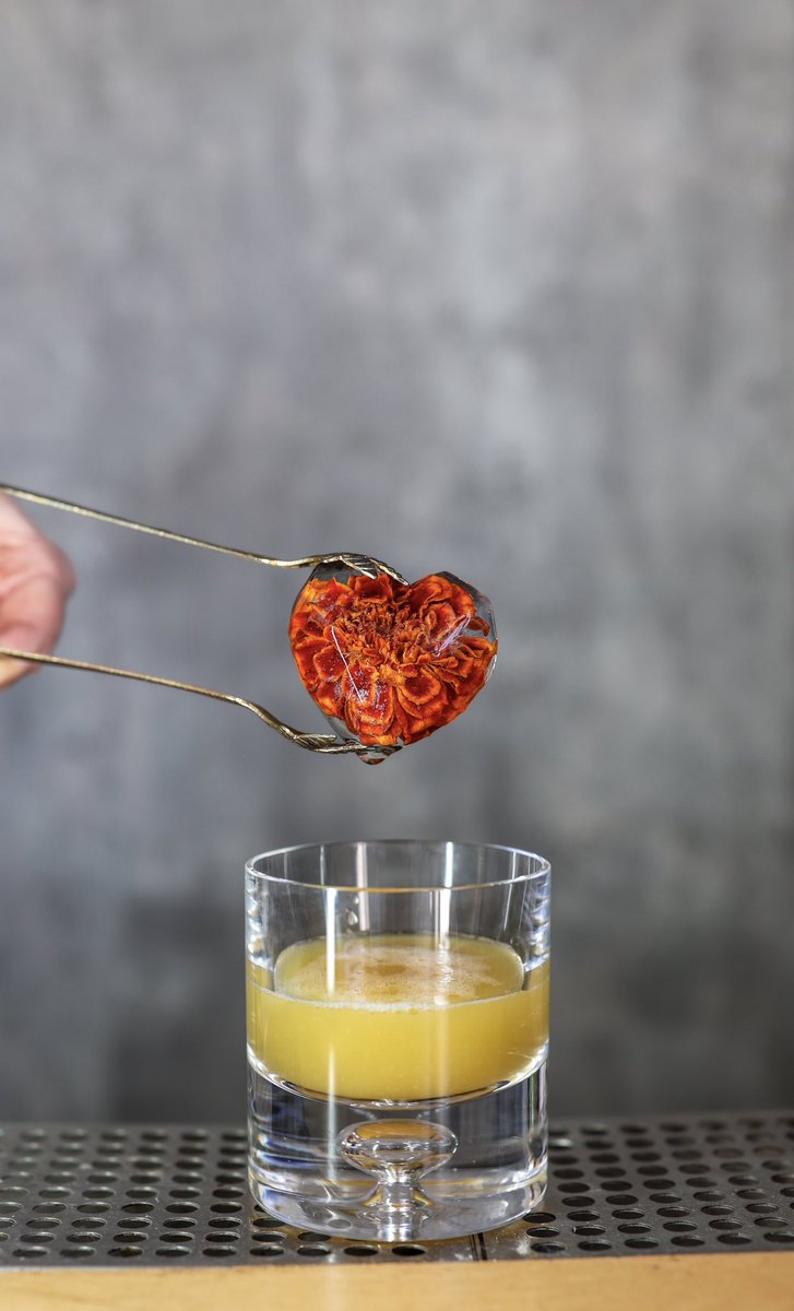 #MothersDay is coming up up and what better way to celebrate than jazzing up your brunch beverages with these beautiful ice molds from <a href="/TovoloUS/">Tovolo</a> 

Make a beautiful bouquet of ice flowers for mom, and show her how much you love her with these lovely hearts!

* Available on Amazon