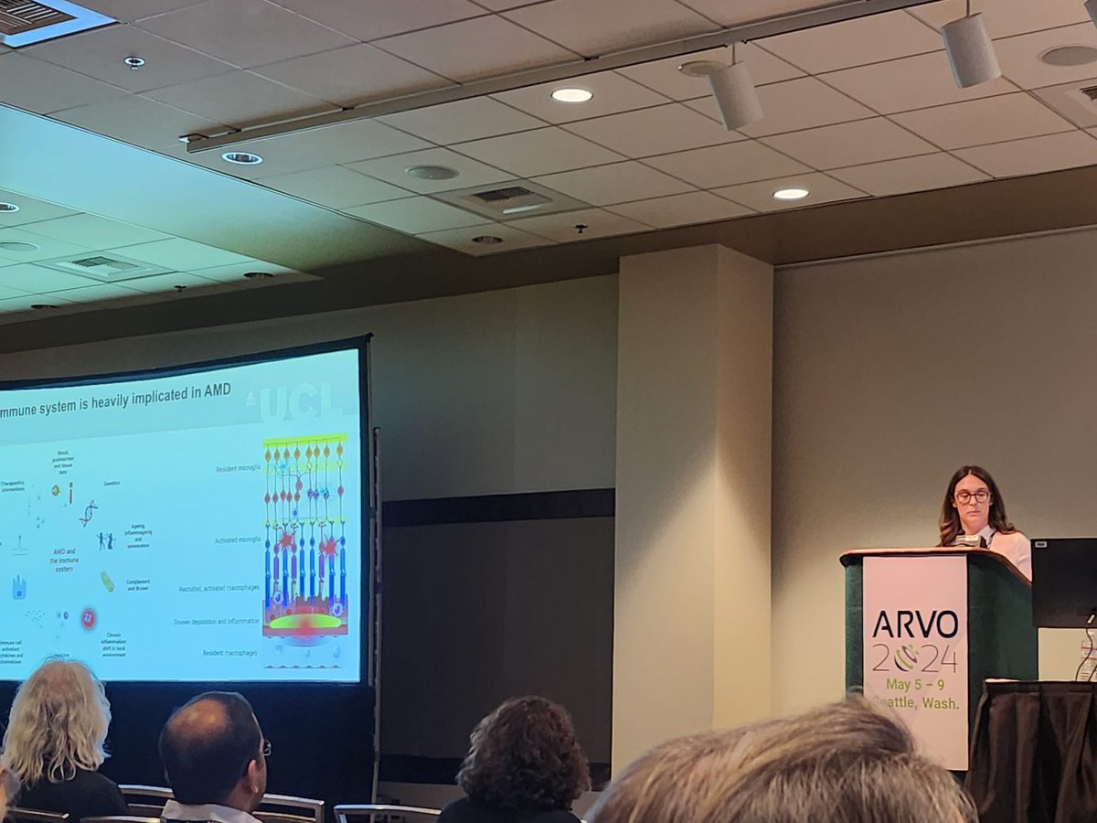 Had a great time presenting some of my postdoc research yesterday at #ARVO2024, as a first time attendee! Thanks for the support @amandajaynecarr @AlcafeAna @zaynabnb @UCLeye (My face may not look happy but I was excited to be talking about AMD, macrophages and iPSCs!)