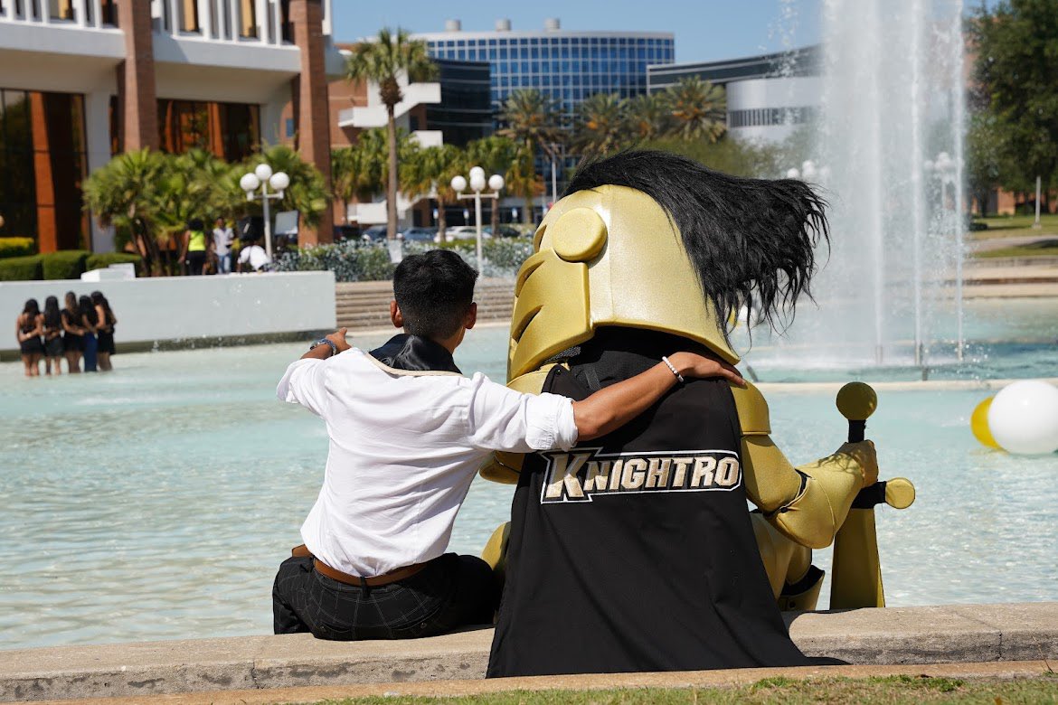 Congrats to all of our new alumknights‼️‼️ Don’t forget to visit me every once in a while ⚔️⚔️