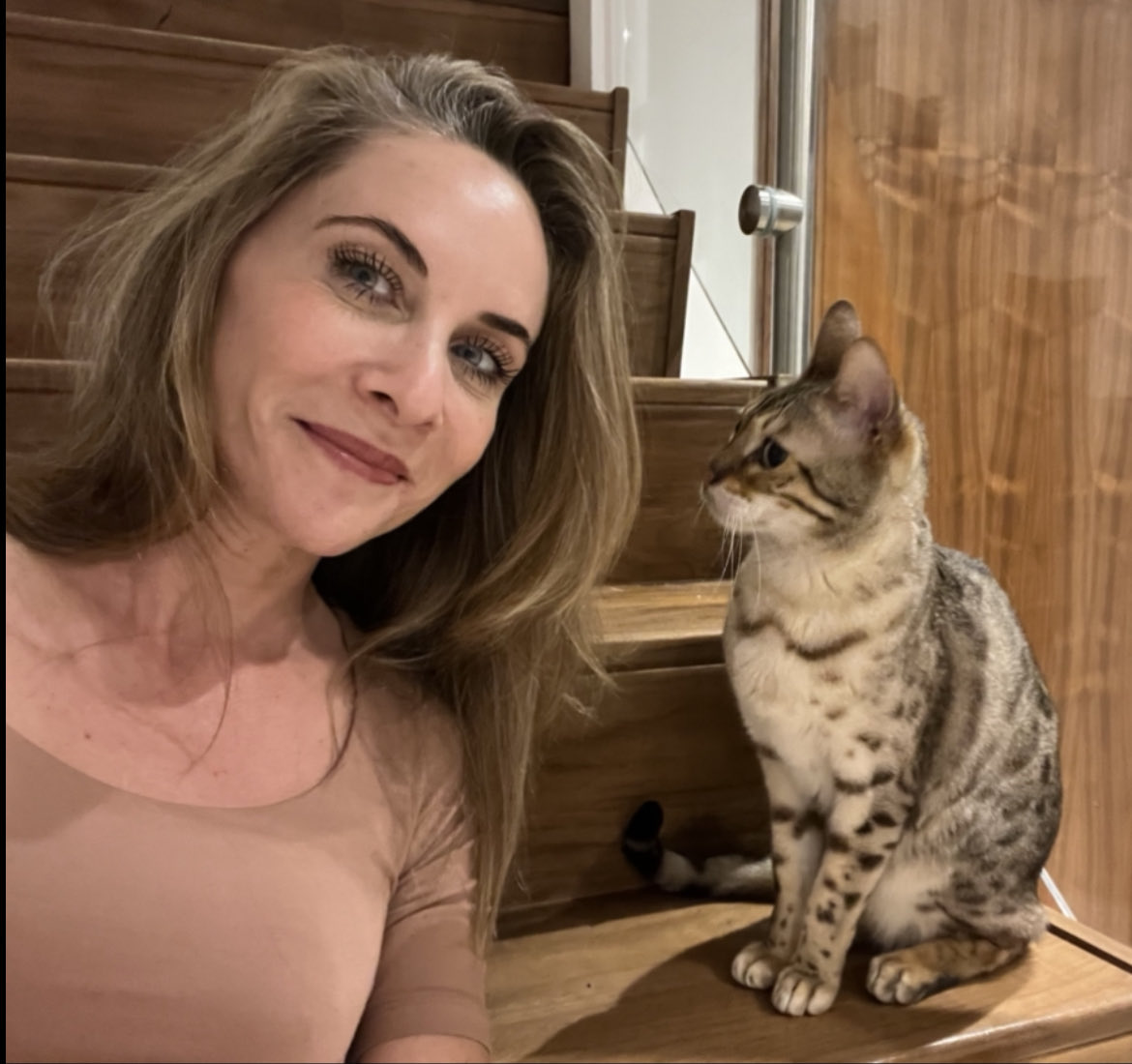 Just a few hours of the bank holiday left… I’ll be spending one of them with @carolewalkercw⁩ on ⁦@TimesRadio⁩ later to talk today’s news & the week ahead - minus my very vocal cat, who always has a lot to say about everything it seems… Do tune in if you can 🐈