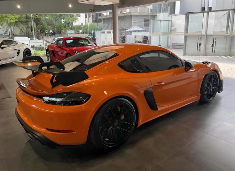 Pastel Orange 🍊 718 GT4RS 🧡