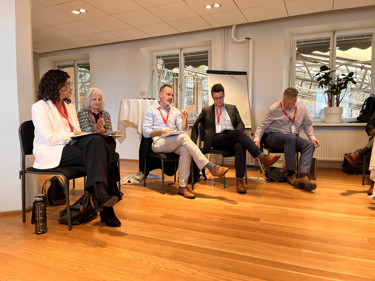 Today at the #SthlmForum, @SimsBry (Director, Peacebuilding & Partnerships) spoke about how donors, researchers, and policymakers can support the ecosystem of nonviolent social movements.