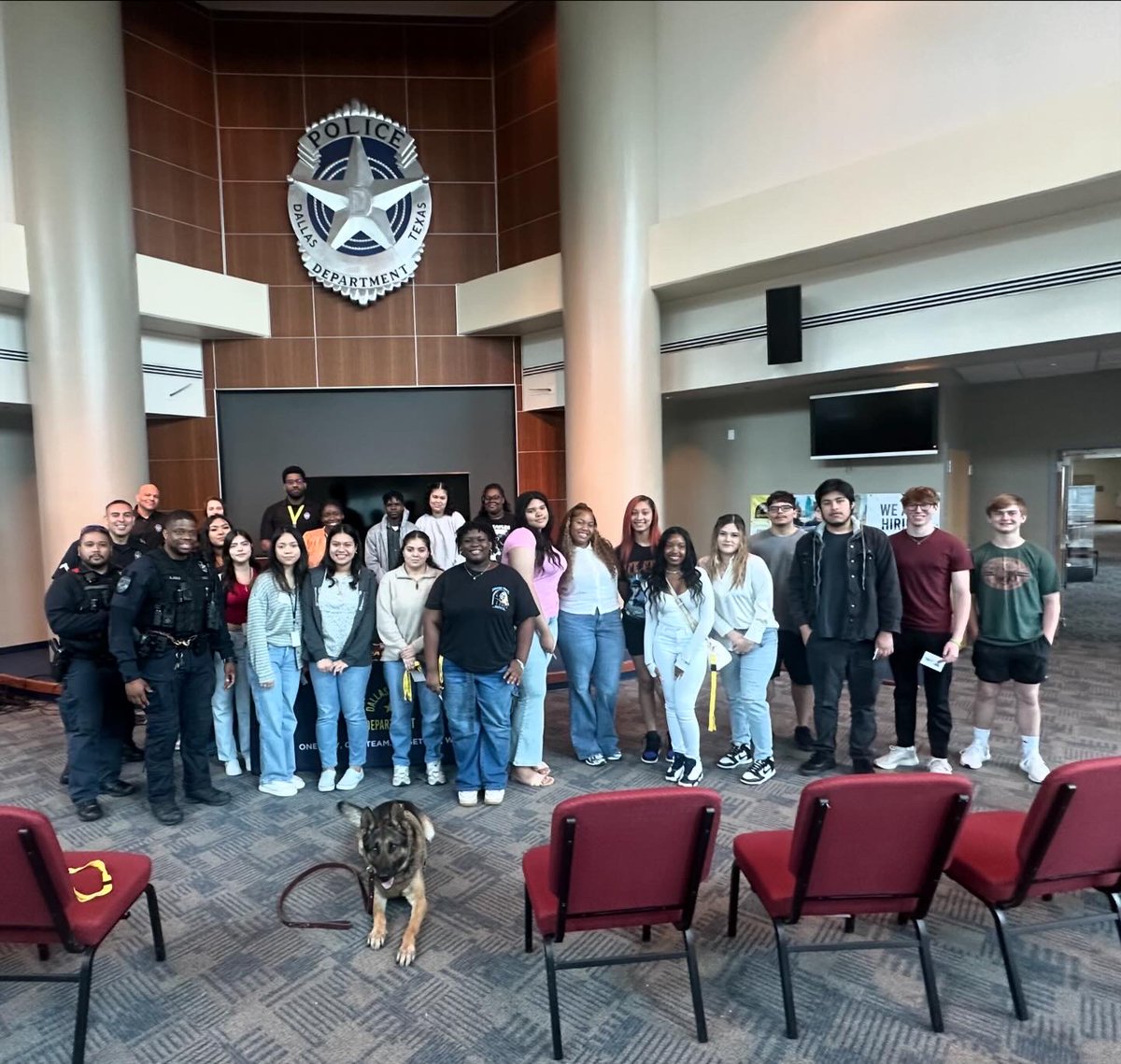 A great morning with future police officers! Our Recruiting Unit hosted students from @LakeHighlandsHS , which all plan to go into careers in criminal justice. #hiring