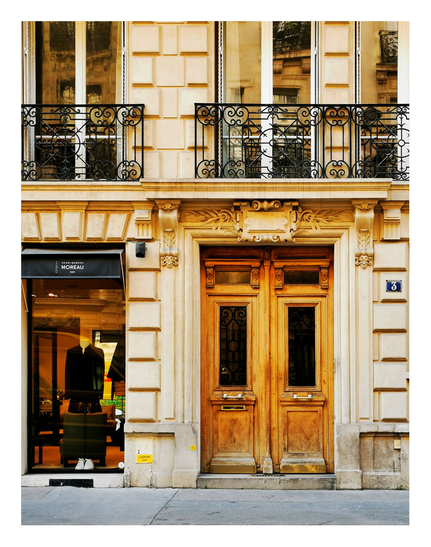 La rue Chambiges, #paris8, dans le quartier François-Ier, commence rue du Boccador et se termine rue Clément-Marot.
Elle porte le nom de Pierre Chambiges († 1544), maître des œuvres de maçonnerie et pavement de la Ville, l'un des architectes du Louvre.
⤵️
