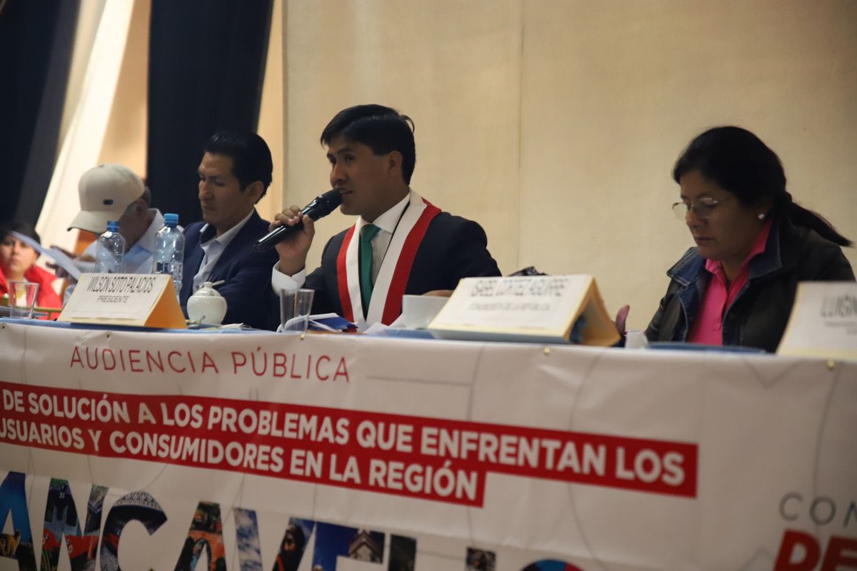 ¡#Huancavelica avanza con fuerza! Anuncio de inversiones millonarias en salud, infraestructura y desarrollo social durante histórica sesión liderada por @wilsonsotop. ¡Juntos construimos un futuro próspero! #DesarrolloRegional @MEF_Peru @MidisPeru @MTC_GobPeru 🏥💼🛣️