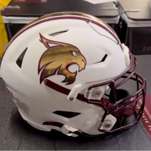 S’Vioarean Martin 3⭐️ (@svioareanmartin) on Twitter photo #AGTG After a great conversation with <a href="/CoachNealy/">Barrick Nealy</a> I’m blessed to receive an offer from <a href="/TXSTATEFOOTBALL/">Texas State Football</a>
#TakeBackTexas
<a href="/Palestine_FB/">Palestine Football</a> <a href="/CoachJamesReyes/">Coach James Reyes</a> <a href="/On3sports/">On3</a> <a href="/247Sports/">247Sports</a> <a href="/dctf/">Dave Campbell's — TexasFootball.com</a> <a href="/BrandonOSports/">Brandon Ogden</a> <a href="/TFloss32/">Todd Glawson</a> #AGTG After a great conversation with <a href="/CoachNealy/">Barrick Nealy</a> I’m blessed to receive an offer from <a href="/TXSTATEFOOTBALL/">Texas State Football</a>
#TakeBackTexas
<a href="/Palestine_FB/">Palestine Football</a> <a href="/CoachJamesReyes/">Coach James Reyes</a> <a href="/On3sports/">On3</a> <a href="/247Sports/">247Sports</a> <a href="/dctf/">Dave Campbell's — TexasFootball.com</a> <a href="/BrandonOSports/">Brandon Ogden</a> <a href="/TFloss32/">Todd Glawson</a>