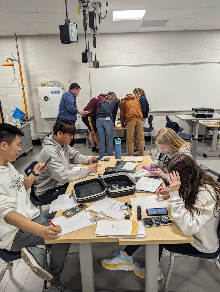 Recently, learning facilitator Mr. Carrodo developed an immersive escape room activity in which students used their calculus skills, problem solving abilities, and teamwork to unlock a series of locks in Mr. Eshleman's AP Calculus BC class.  
#pmlearns #PMHS #greatdaytobeacomet