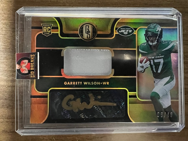 New card shop coming soon! #TheHobby
🚨Giveaway🚨

Chance to win a Gold Standard /49 RC Garrett Wilson
1. Follow <a href="/CardsandCutz/">Cards and Cutz</a> 
2. Like
3. RT

Winner will be picked 5/13 at 10am