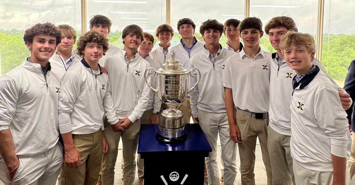 The boys got to attend the ceremony today honoring Justin Thomas as a Louisville sports hero…Saint Xavier golf is always on the move!