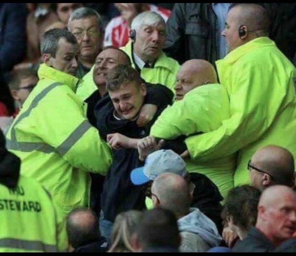Shocking scenes at Selhurst Park as Stewards are forcing MAN UTD supporters to stay and watch the match until the end 😰😩😭