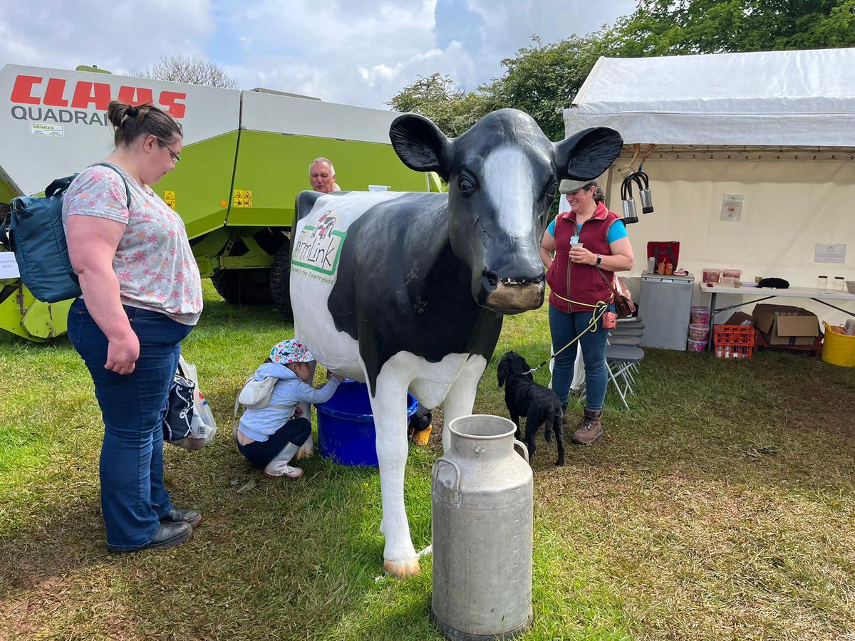 FarmLinkEdu's tweet photo. Wow, what a great day we’ve had at the @NorthSomsShow. 

So great to chat about where our food comes, help people learn the art of butter making, apple juice pressing and getting up close to loads of farm animals. 

We’re off for an early night now… https://t.co/CtSOShOHrQ