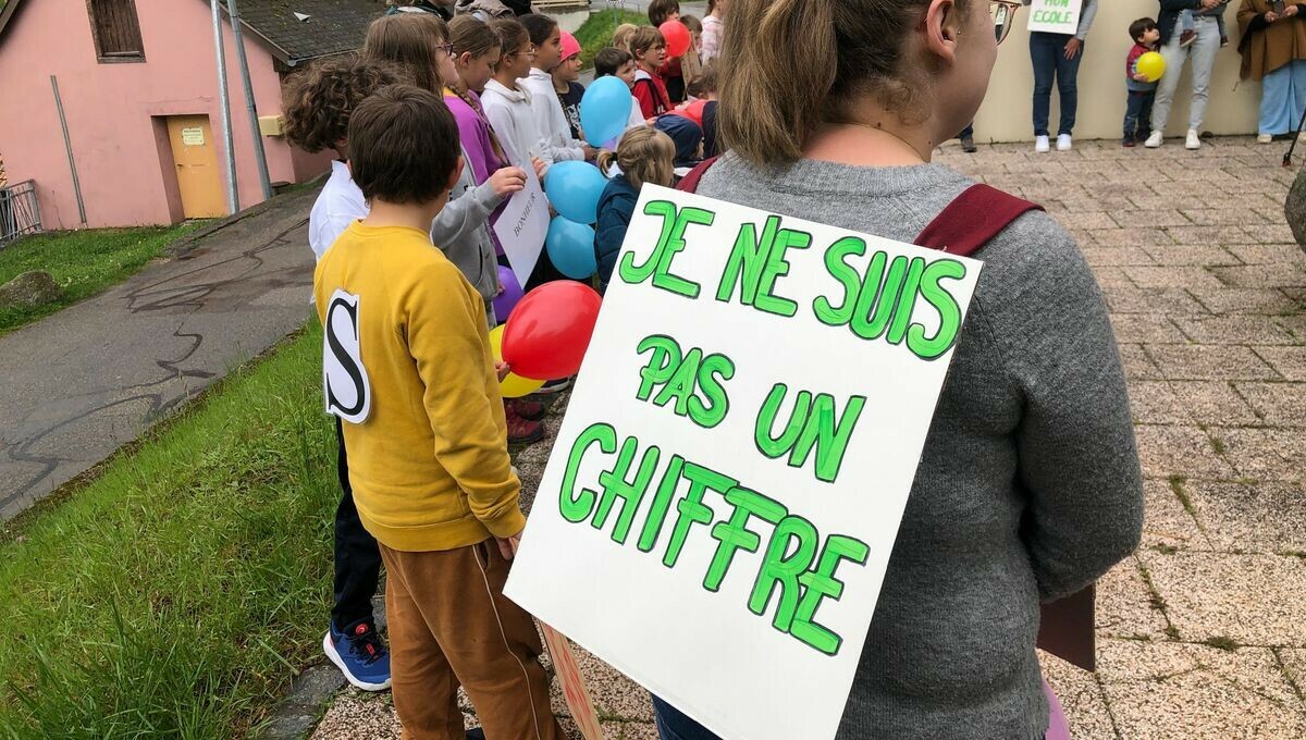 'On va perdre en qualité ' : une mobilisation contre la fermeture d'une classe à Geishouse, village de montagne
➡️ l.francebleu.fr/DDHs