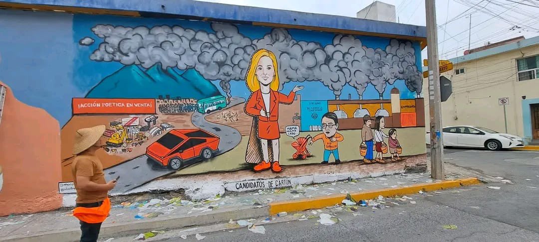 Hace 3 meses, un artista urbano regio pintó un mural en el centro de Monterrey burlándose de Samuel García.

A Lord Faquaard no le gustó y en chinga lo mando a borrar (censurar).

Hoy, ese mismo artista volvió a pintar otro mural pero ahora de Mariana 🤣
¡Tómala!

Jajajajajajaja