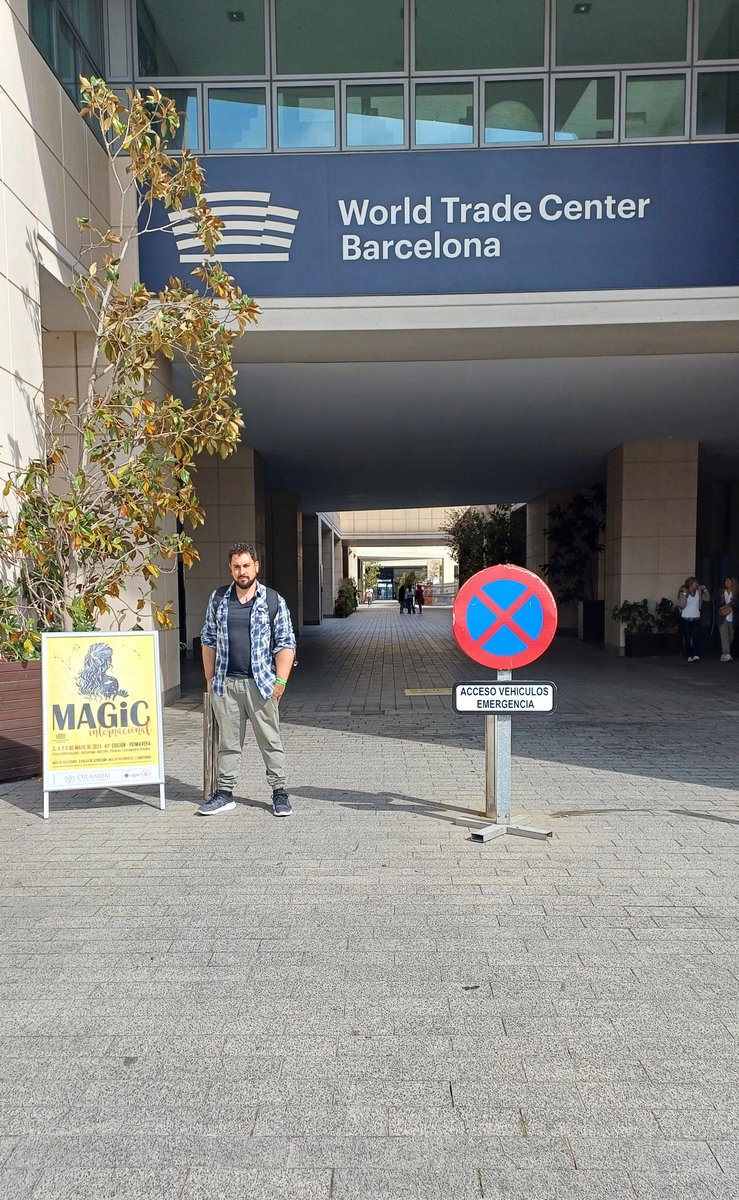 De visita en la feria @Magic_Fira
#magicinternacional #feria #magia #misterio #espiritualidad #esoterismo #worldtradecenter #portvell #barcelona