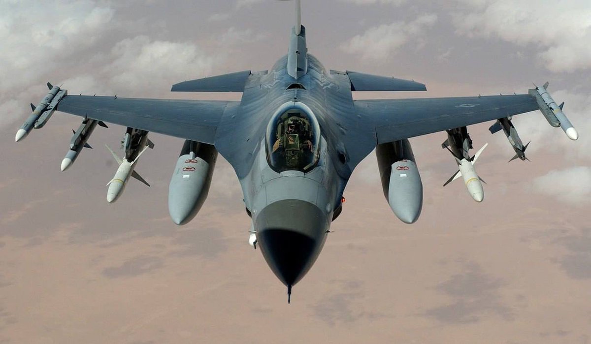 ❗️Ukrayna'daki F-16 uçaklarını, modifikasyonlarına bakılmaksızın nükleer silah taşıyıcıları olarak algılayacağız — Rusya Dışişleri Bakanlığı