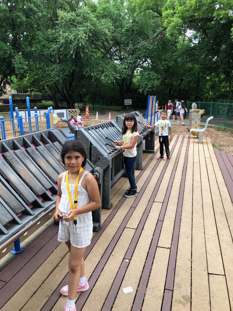 Last  week, second grade students enjoyed a trip to the Zach Theater and made  a quick stop at Zilker Park. There were lots of smiles!