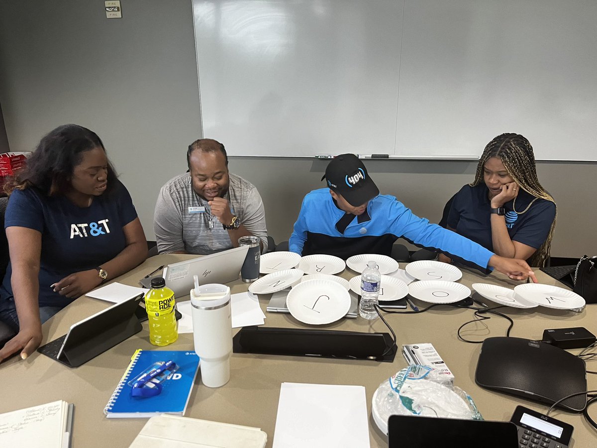 PennyStokes_'s tweet photo. first sync with our new leadership james and @MilagrosMontout went GREAT! we’re super excited for the change and what’s to come. this team is about to be known NATION WIDE!  TO THE TOP WE GO!!!! https://t.co/9rUN3xjDTc