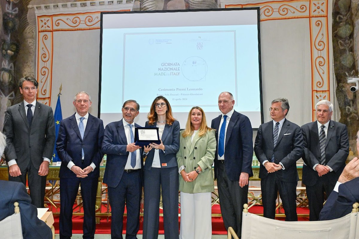 Il #PremioLeonardoQualitàItalia – GNMI 2024 è stato assegnato a @SITAELspa, azienda leader nel settore #aerospaziale, fornitrice di #satelliti di nuova generazione. 🏆🇮🇹🛰
Ha ritirato il Premio l'A.D. Chiara Pertosa. 💁🏽‍♀️
Complimenti! 👏🏽
Vai alla news 👉🏽 bit.ly/44xImJG