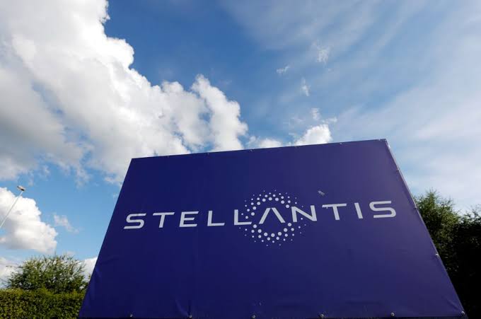 Chinese EV giant Leapmotor revs up for India debut in partnership with Stellantis, eyeing a booming market. With Stellantis' backing, Leapmotor aims to navigate regulatory hurdles and electrify Indian roads.#EV #Stellantis #Leapmotor #businessnews