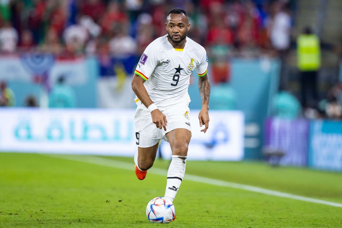 Club Career:

Early Years at Marseille:Jordan Ayew's football journey commenced in France, where he joined Lyon Duchère before advancing to the esteemed Marseille academy in 2006. He signed a three-year professional contract in 2009 and made a

africancontents.com/jordan-ayews-b…