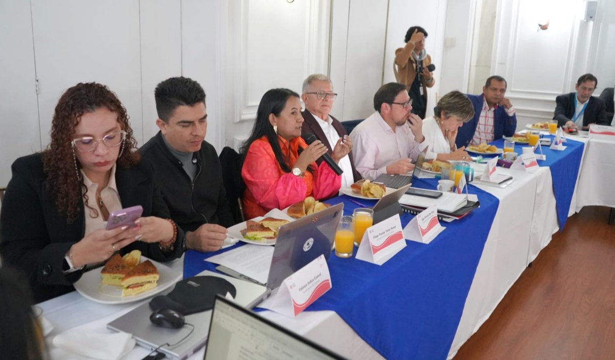 🟢 #Ahora| Avanza sesión #CSIVI junto a países garantes, Comunidad Internacional e instancias asesoras @IEANPE_, @InstanciaGenero, @CINEP_PPP, @CERAC, @KrocInstitute, oyendo sus planes de acción, informes y hallazgos en materia de implementación del #AcuerdoDePaz