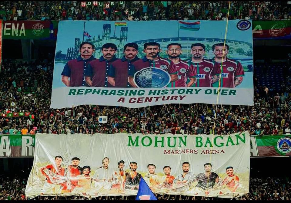 Our members have chosen this tiffo as the best tiffo out of 18 unfurled by the Mariners' Arena in this 2023-24 season, Do you agree? 😌

@mohunbagansg @Mohun_Bagan @IndSuperLeague 

#tifo #gladiators #marinersarena #ISL #AFCCup #DurandCup #marinersarena #MBSG #joymohunbagan 💚♥️