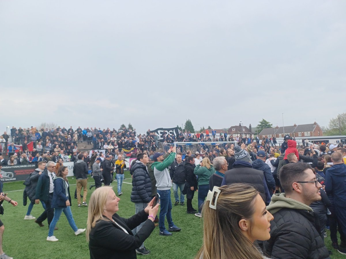 The Crosender Way tweet media