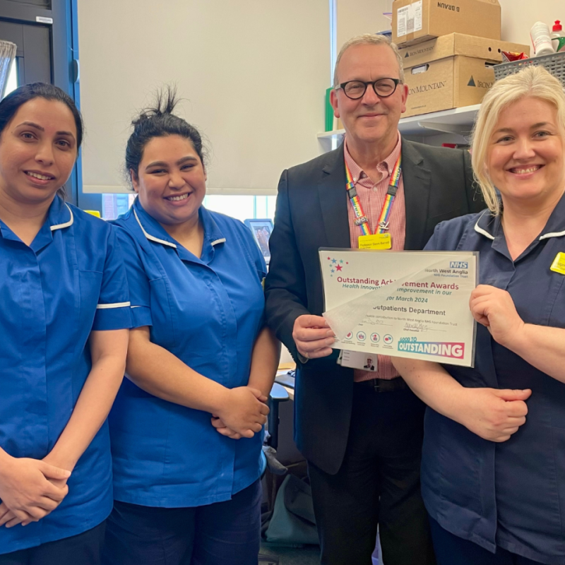 Our General Outpatients colleagues were surprised when they received a visit from our Trust Chair, Professor Steve Barnett today! 😁 Congratulations for receiving the Health Innovation or Improvement Award for March 2024! 👏🎉 Read more: nwangliaft.nhs.uk/meet-our-outst… #TeamNWAngliaFT