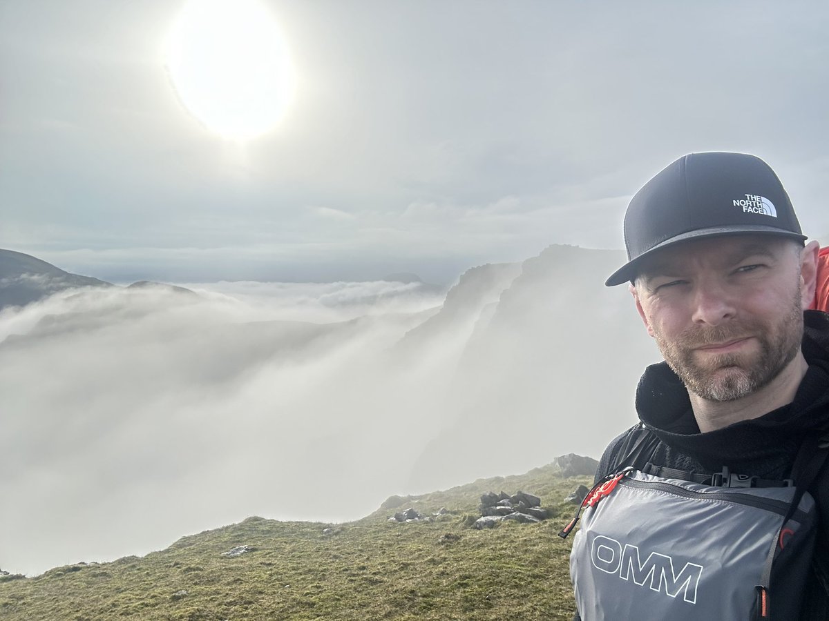 Scoat Fell, Lake District ⛰️
841m / 2,759ft

@TerraNovaEquip 

#Wildcamping #hiking #adventure #lakedistrict