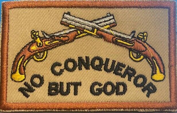 stringa's tweet image. picked up this patch from a dude who clearly thought it was a "Deus Vult" kinda thing. surprise, fucko! it's from the Alhambra