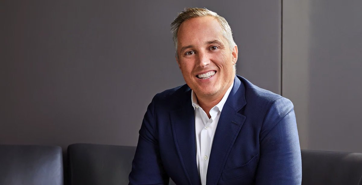 Tony Owen ’97 MBA leads firms investing in food startups and digital brands — a calling that combines his family's legacy in the food industry and his own passion for innovation. Learn more about Tony in the latest issue of Kellogg magazine. kell.gg/02ve #KelloggLeader