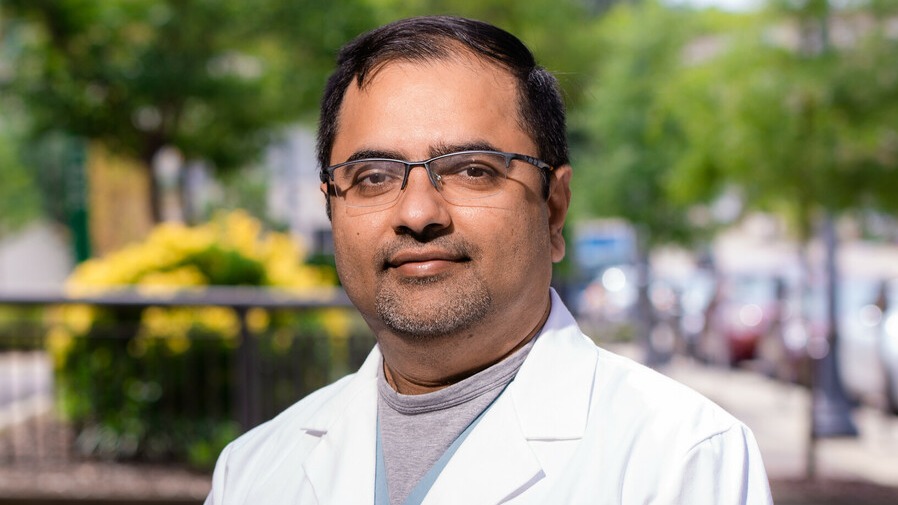 🎉 Join us in celebrating Dr. Dhaval Raval for being selected to succeed @ekdsnyder as Physician Director for Ambulatory Care. 👏 He will work to improve the utilization of clinics, patient access and experience, & workflow across DOM clinics. Congrats, Dr. Raval!