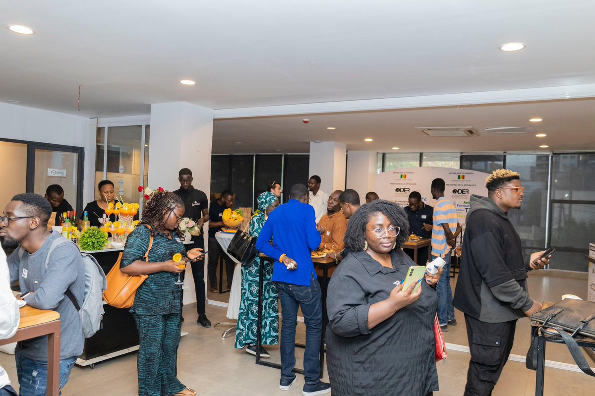 _GeraldBlack's tweet image. 3/3 Let’s keep supporting each other and making magic happen on the continent!
.
.
#TechOperatorsMixr #OpsMixr #OpsMixrAfrica #DakarTech #OpsMixrDakar #BlackOps #XConnect #FoundersFactoryAfrica #GeraldBlack #TechinDakar #TechinSenegal #TechEcosysteminDakar #TechEcosysteminSenegal