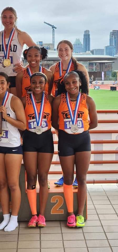 VERY BLESSED to say my team was able to compete and place 2ND IN THE STATE OF TEXAS at the state track meet in Austin with a PR time of 47.8 in the 4x1 and 4th place in 4x2. I’m very sad to say my track season has officially ended with these amazing girls❤️.