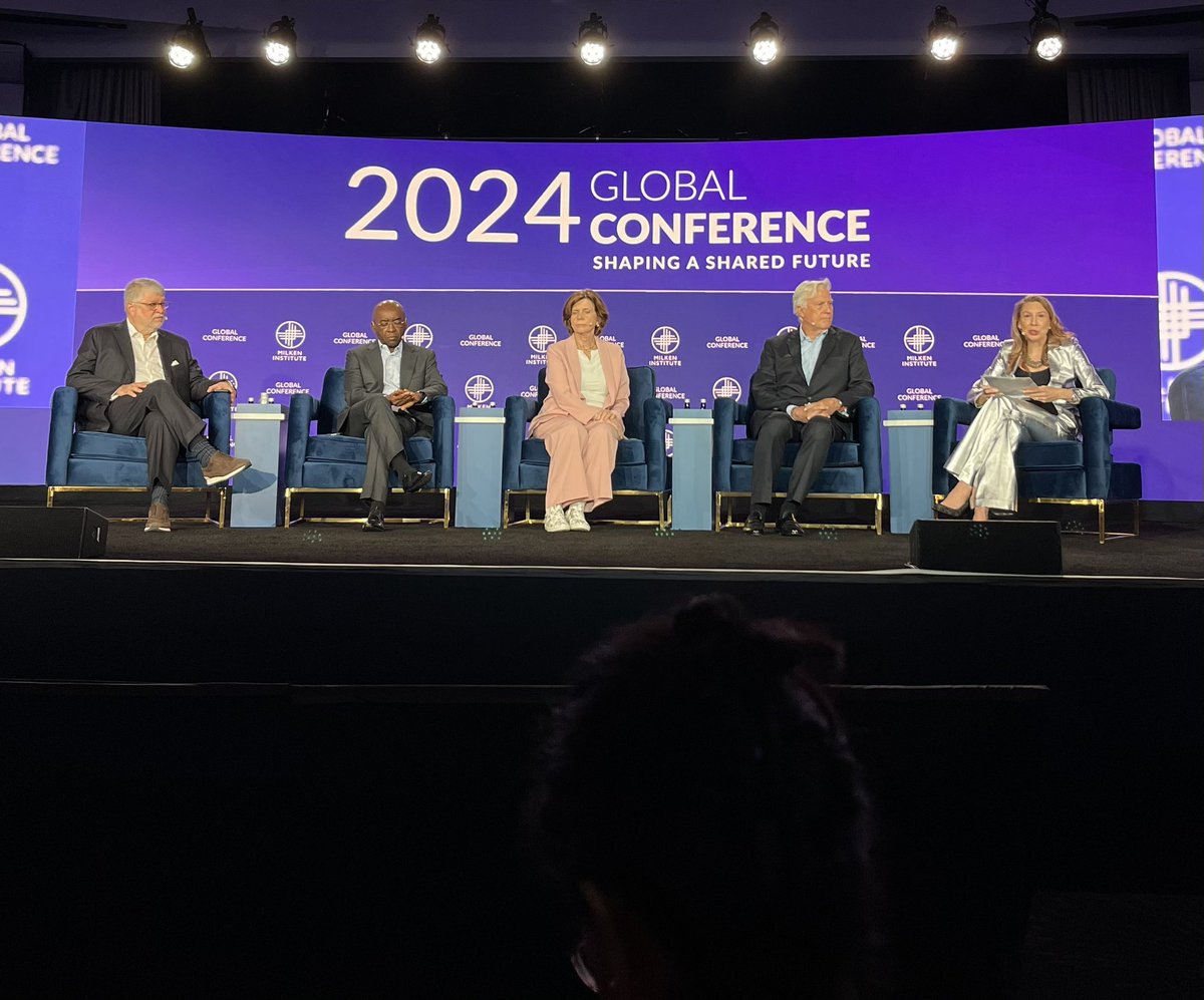 Love this convo on the role of philanthropy in shaping our future w/ @plegorreta @StriveMasiyiwa5 @CarnegieCorp & Guggenheim’s Mark Walter moderated by my friend Melissa Stevens. So impressed with her work @MilkenInstitute #MIGlobal