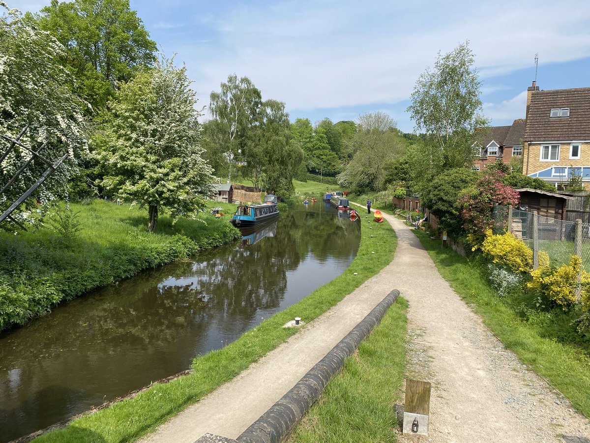 Today’s Ride 🚴🏼‍♂️ along the canal has been great cleared my mind sun is shining & got some miles in now a cold pint of beer 🍻 to enjoy the evening NEW video on Wednesday YT Ch701ris Enjoy your night people Respect 🫡 👊✊ #YouTube #CanalRide 🤝👍💯💯💯💯💯