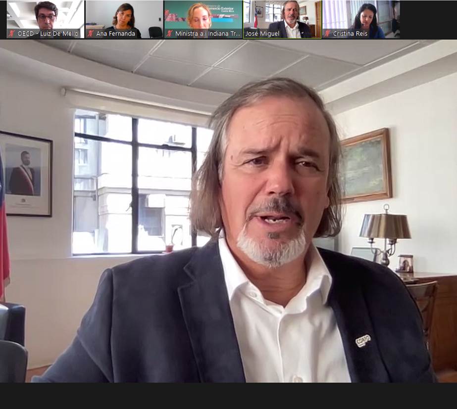 Chile OECD tweet media