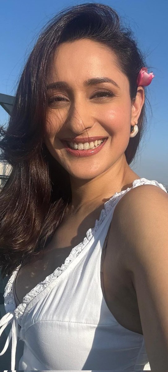 #PragyaJaiswal 💋💋💋💋💋💋