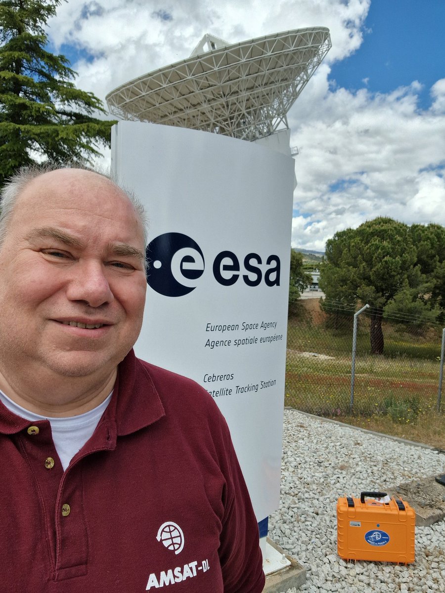 #AMSAT #ERMINAZ PocketQubes on tour! 📡〰️〰️ Saludar 👋 al NASA DSN en Robledo y ESA CEB station en Cebreros. 🛰