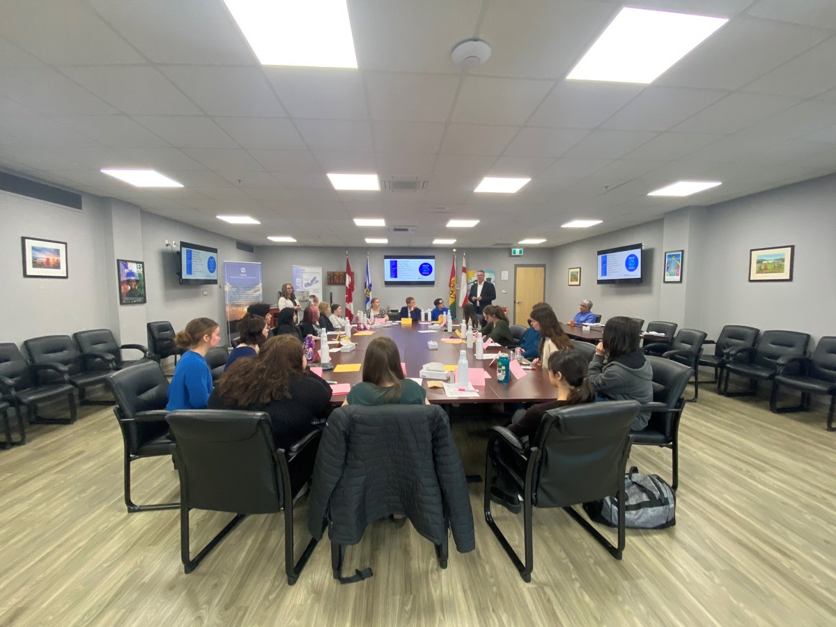 The first meeting of the SRCE Regional Student Advisory Committee (RSAC) with Regional Executive Director, Paul Landry was held today.

Thank you to the students for joining the RSAC and sharing their voice. Looking forward to our next meeting.